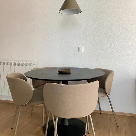 Apartment Modern In Centre - Free Parking Skopje